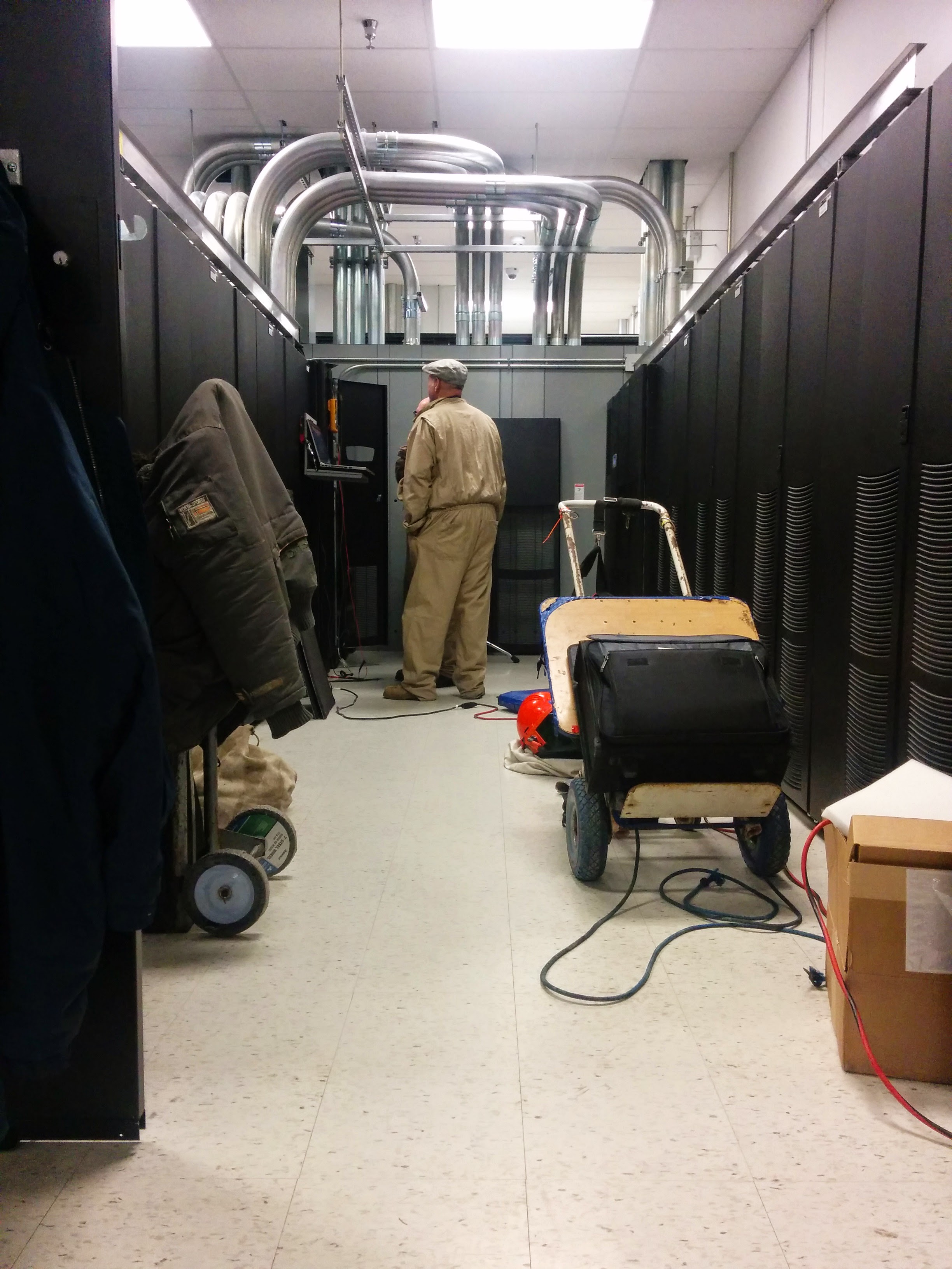 UPS system maintenance